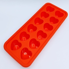 Forma silicone gelo formato coração 12 divisórias na internet