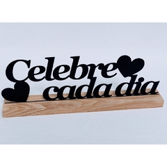 Palavra enfeite decorativo de mesa em MDF celebre cada dia #cantinho do café - comprar online