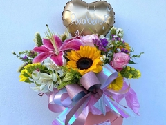 Box variado com girassol + balão de coração personalizado