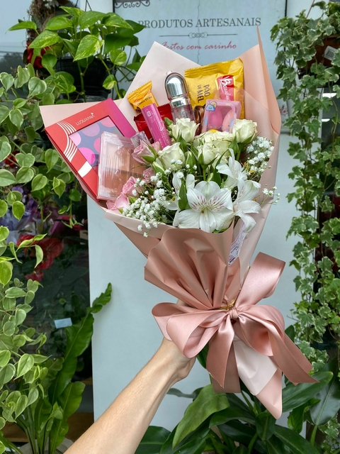 Buquê de maquiagem | modelo personalizado