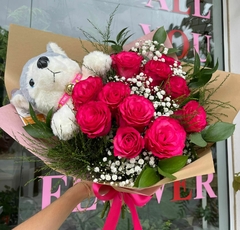 Buquê de 12 rosas pink + pelúcia dog