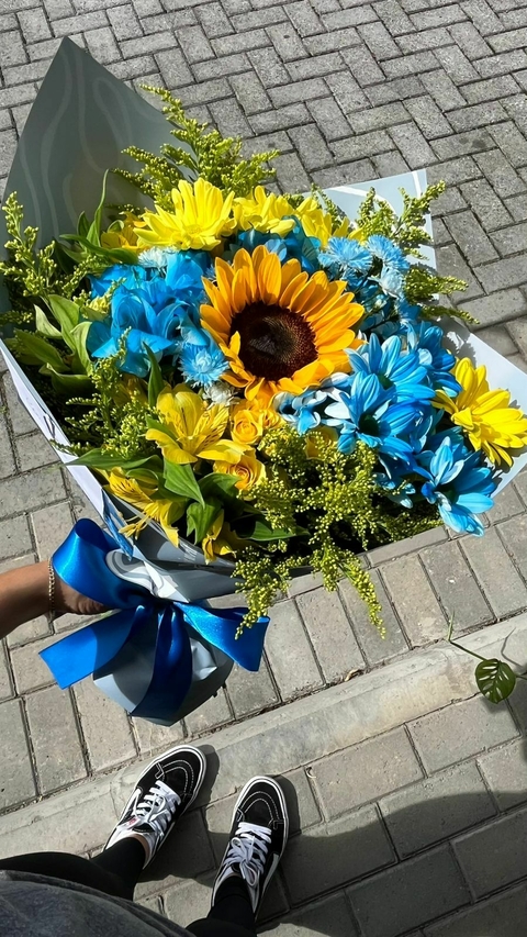 Buquê Noite Estrelada de Van Gogh + cartão Noite Estrelada - comprar online