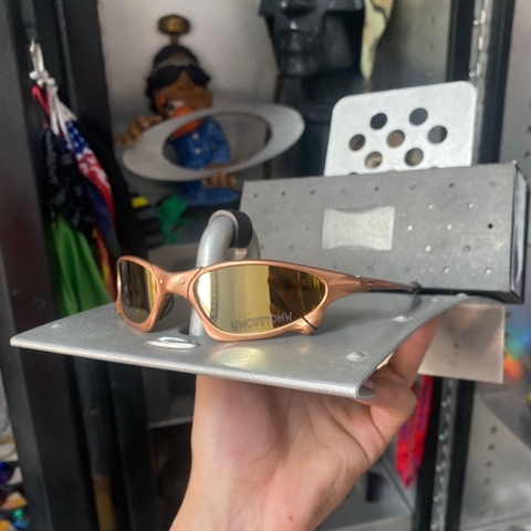 Penny cooper nas gold cafe brilho reto