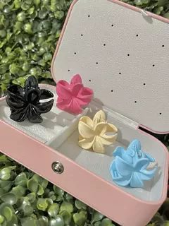 Presilha Cabelo Flor na internet