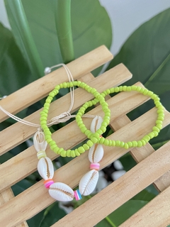 Pulseira Miçanga Concha Verde Limão - comprar online