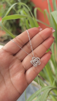 Colar Flor Cravejado