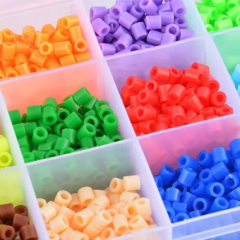 Caja 15 Colores Hama Beads 1.500uni+2 Bases 15cm+pinza+papel