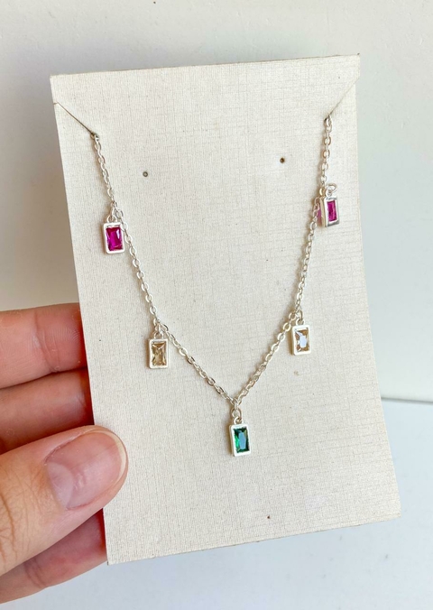 Colar com Zircônias Coloridas Retangulares - Banhado a prata