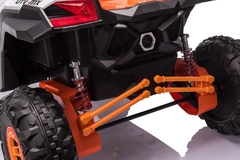 UTV CAN-AM ORANGE 4X4
