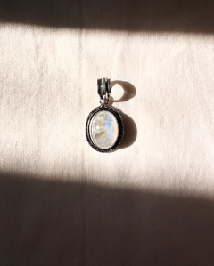 Piedra de la luna en internet