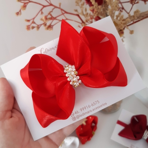 Laço com organza e bordado GG