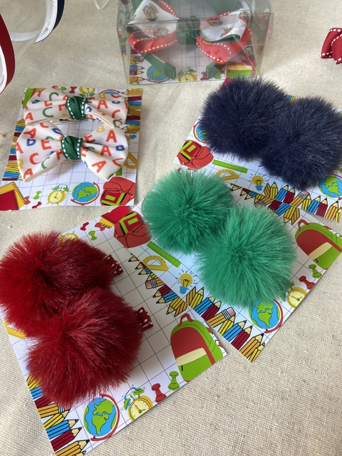 Parzinhos de pompom- 5 cm - comprar online
