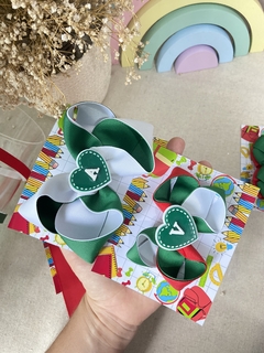 Laços escolar G (12cm) ou M (9cm) - Ledimara Acessórios