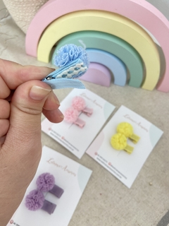Presilha de pompom- parzinho - comprar online