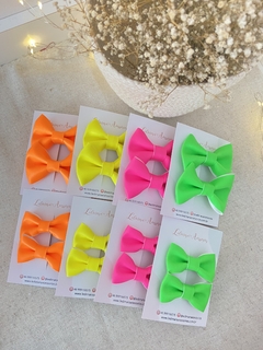 Parzinhos laços neon