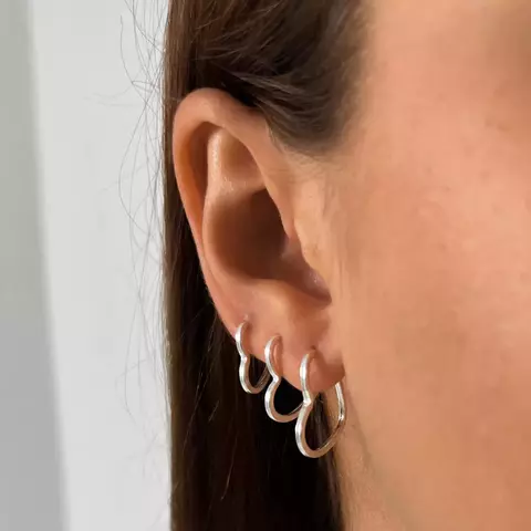 Brinco trio argolas corações - comprar online