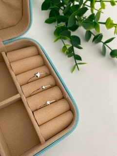 Anéis Minimalistas