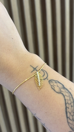 Pulseira Folha Cravejada na internet