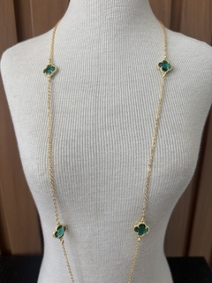 Colar Virgínia Dourado Esmeralda na internet