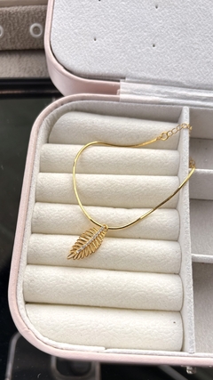 Pulseira Folha Cravejada - comprar online