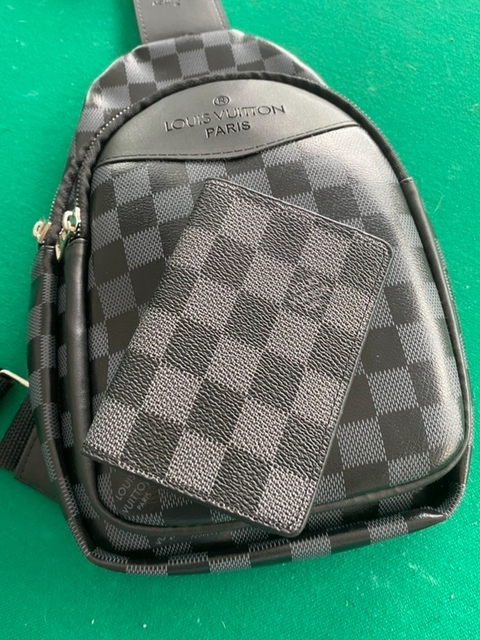 Porta Cartão Louis Vuitton