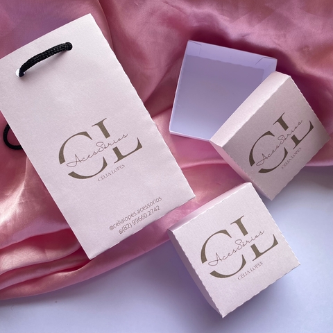 10 mini caixinhas + 10 mini sacolinhas