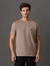 Camiseta Masculina Patch Calvin Klein Jeans Caqui Medio CM5OC01TC731