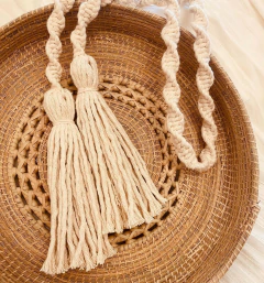 SUJETA CORTINAS EN MACRAME