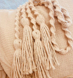 SUJETA CORTINAS EN MACRAME