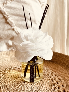 DIFUSOR DE AMBIENTES FEM FLOWER - tienda online