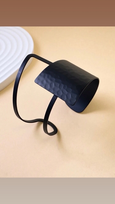 Bracelete Preto Estilo