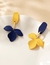 Brinco Flor Azul e Amarelo