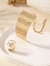Conjunto de Pulseira e Anel Modern Dourado na internet