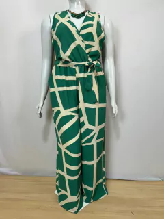 Macacão longo plus size - TAM G2