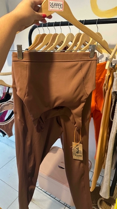 Conjunto Calça Marrom - comprar online