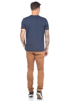 Camiseta Masculina Estampa Com Folhagens BGO