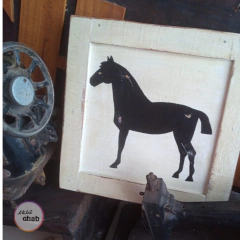 Quadro Cavalo- Moldura - comprar online