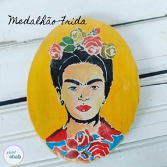 Medalhões de Madeira para Parede- Frida Amarelo - Atelie Chab - Produtos exclusivos com design e elegância