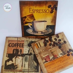 Trio Quadrinhos Café na internet