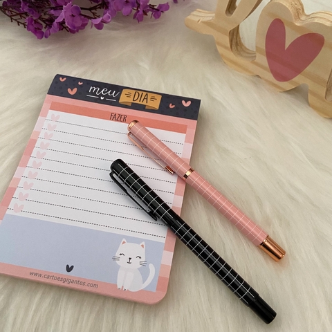 Caneta luxo quadriculada