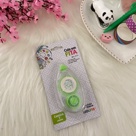 Cola em fita Leo&Leo