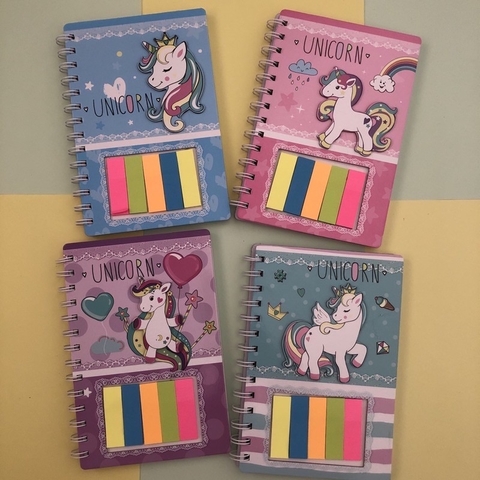 Caderno com sticky notes