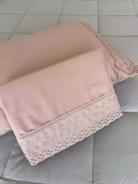 JG DE CAMA RENDADO KING ROSÊ - comprar online
