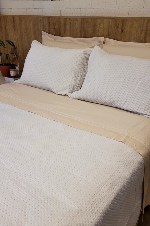 COLCHA BRANCA POA KING - comprar online