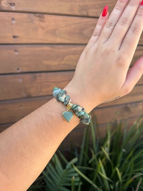 Pulseira de Cascalho Grande com Pingente