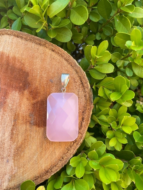 Pingente Multifacetado Quartzo Rosa Natural