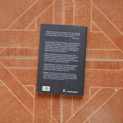Ensinando a Transgredir - Bell Hooks - comprar online