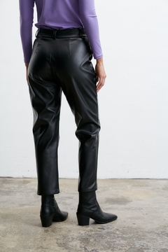 PANTALON LUCY en internet