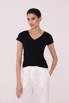 REMERA V GEA MANGA CORTA GRIS - comprar online