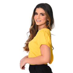 Blusa Sarah em Crepe GGT - Leveza e Feminilidade com Detalhes Delicados na internet